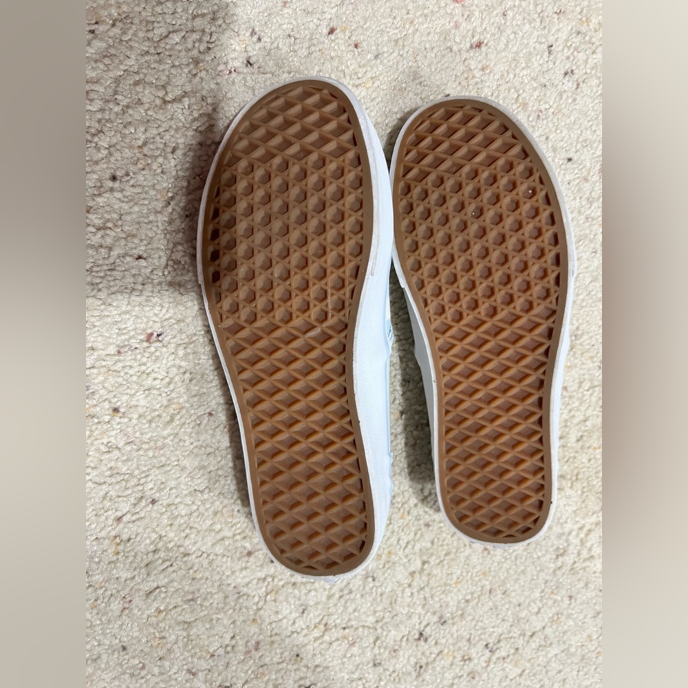 Women’s white light blue checkered Vans 8.5 - Picture 2 of 10